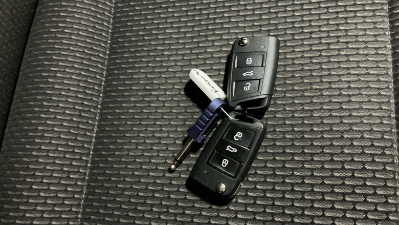 Volkswagen Transporter T32 Lwb Diesel 2.0 TDI 150 Highline Kombi Van